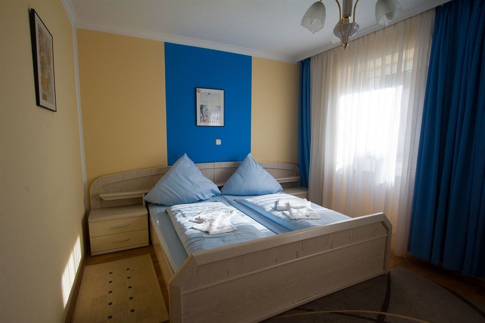 Hotel Rhein-Mosel-View Urbar  Ngoại thất bức ảnh