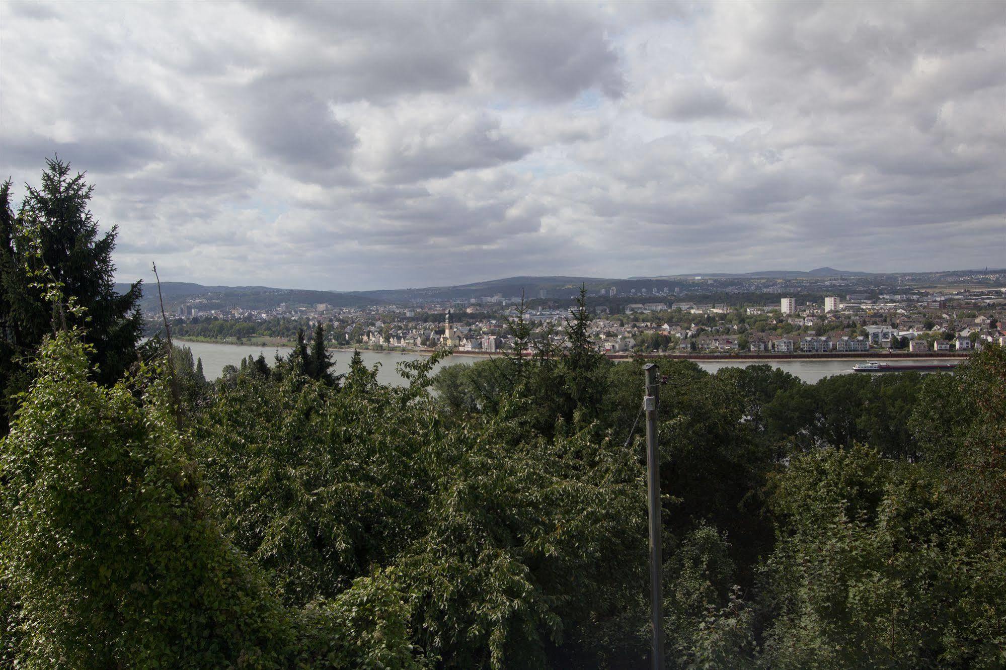 Hotel Rhein-Mosel-View Urbar  Ngoại thất bức ảnh